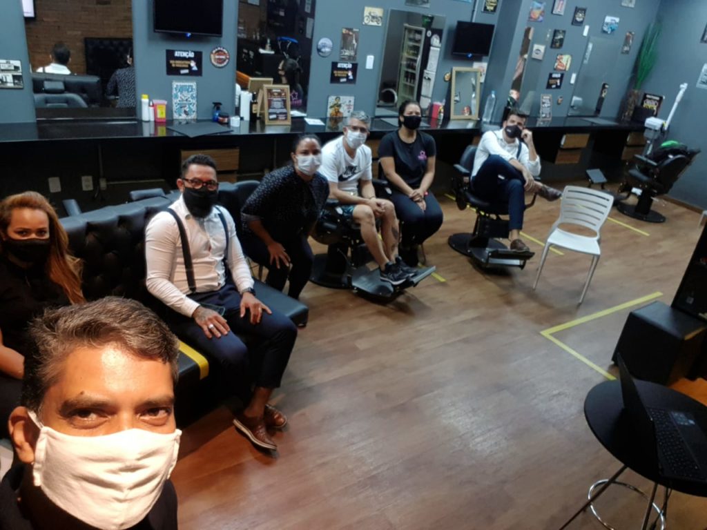 Treinamento com a equipe de colaboradores